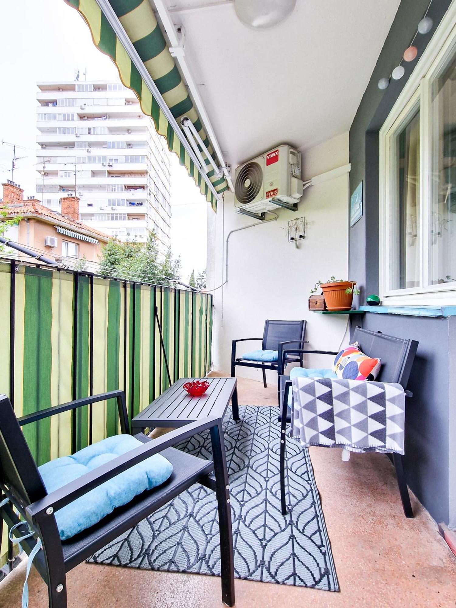 Mobius - Cozy Bacvice Apartment Сплит Экстерьер фото